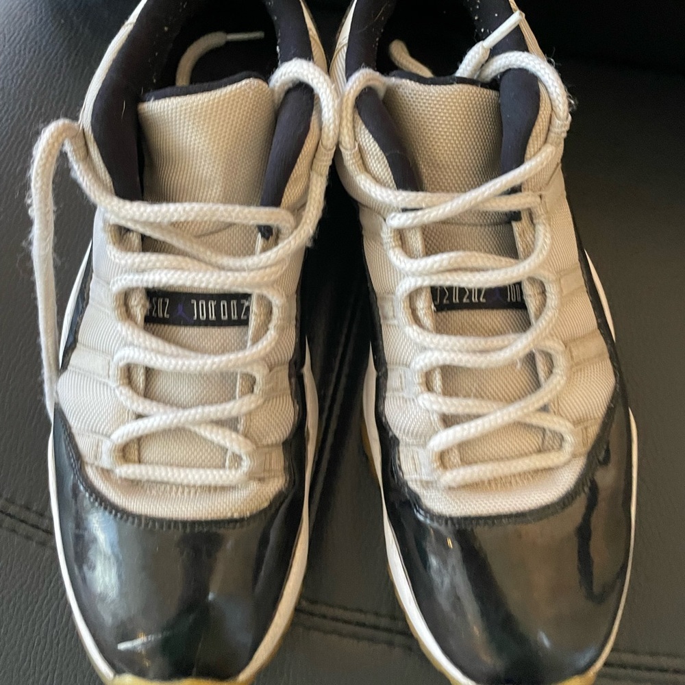 Jordan 11 Concord low sz 12 Men’s
Used-still in good condition